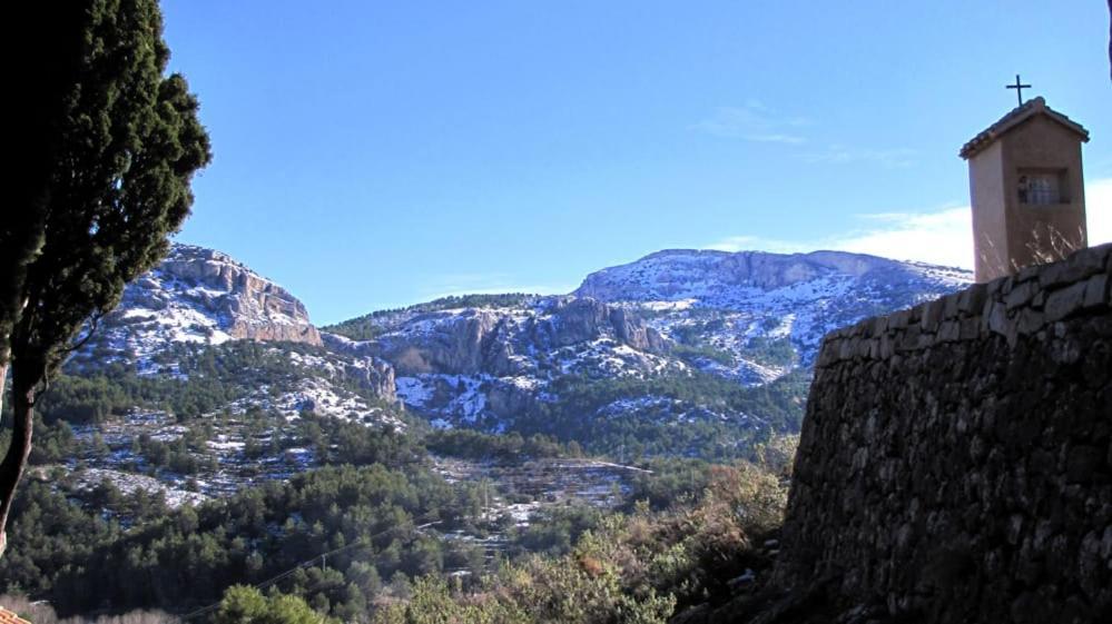 Casa Malferit Hostel Alcoleja Екстериор снимка